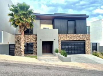 Casa de 4 habitaciones, Chihuahua · Casa en Venta 344 m² Bosques de San Francisco $17.4 Mill