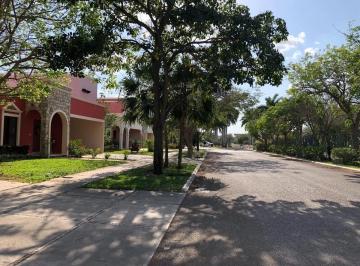 Casa en condominio de 3 habitaciones, Mérida · Casa en Venta Y/o Renta en Privada Las Fincas, Mérida, Yucatán