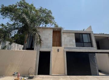 Casa en condominio de 4 habitaciones, Cuernavaca · Casa con 193 m² de Terreno y 4 Habitaciones en Venta, Lomas del Mirador Cuernavaca