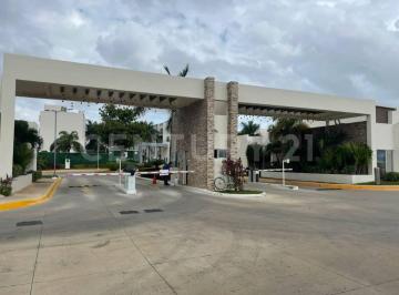 Casa en condominio · 147m² · 3 Recámaras · 2 Estacionamientos · Casa en Venta en Long Island, Cancún – Alta Rentabilidad