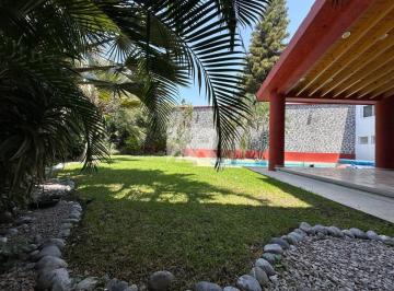 Casa de 4 habitaciones, Emiliano Zapata · Casa en Venta $17,900,000 Mxn y en Renta en $55,000 Mxn en El Fraccionamiento Burgos Bugambilias