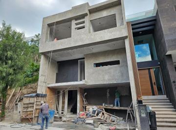 Casa · 200m² · 3 Recámaras · 3 Estacionamientos · Casa en Venta en Zona Esmeralda, Atizapan de Zaragoza