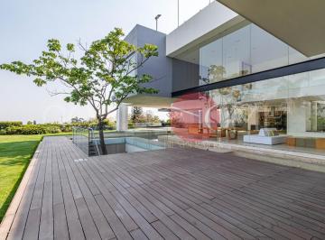 Casa · 2139m² · 5 Recámaras · 12 Estacionamientos · Renta de Residencia en Leñeros Cuernavaca Morelos