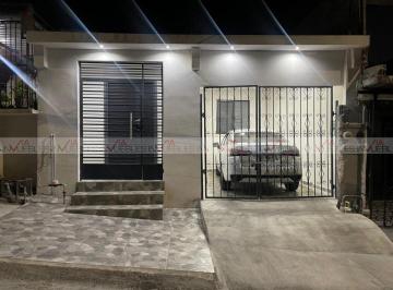 Casa · 85m² · 2 Recámaras · 1 Estacionamiento · Casa en Venta en Mirador de Las Mitras