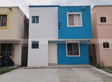 Casa · 133m² · 3 Recámaras · 2 Estacionamientos · Casa en Renta en Jardines de San Patricio