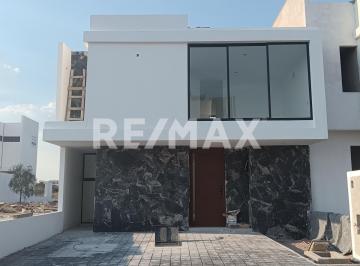 Casa · 158m² · 3 Recámaras · 2 Estacionamientos · Venta Casa Juriquilla Preserve - (4)