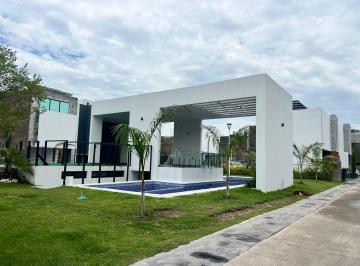 Casa · 250m² · 3 Recámaras · 2 Estacionamientos · Casa en Venta San Agustin