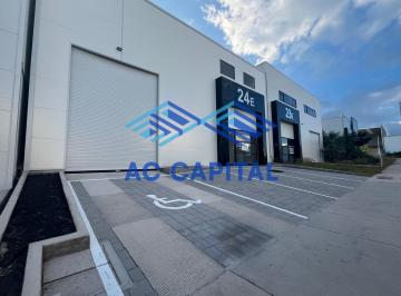 Bodega comercial · 439m² · 5 Estacionamientos · Bodega Industrial Nueva 439 m² en Renta en Terra Park Centenario Querétaro