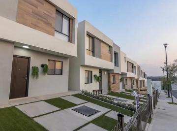 Casa en condominio · 98m² · 2 Recámaras · 2 Estacionamientos · Casa en Condominio - Zákia