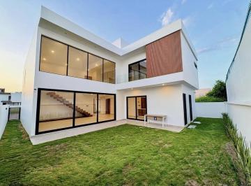 Casa · 332m² · 3 Recámaras · 2 Estacionamientos · Casa en Venta, Fracc. Las Olas