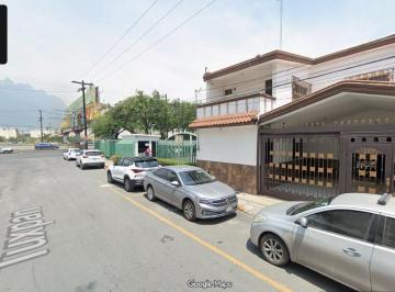 Casa · 218m² · 4 Recámaras · 3 Estacionamientos · Casa en Mitras Norte