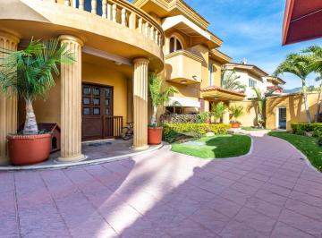 Casa de 6 habitaciones, Puerto Vallarta · Casa Caramelo — Residencia de Alto Nivel en Puerto Vallarta