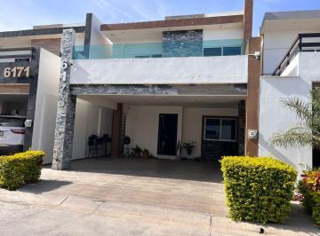 Casa · 167m² · 3 Recámaras · 2 Estacionamientos · Casa en Venta Haciendas del Seminario