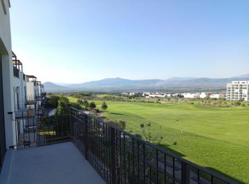 Departamento de 2 habitaciones, El Marqués · Departamento en Renta de 2 Niveles con Roof Garden Privado y Vista Al Golf en Zibatá