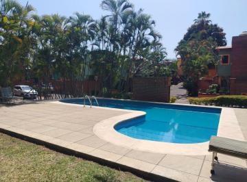 Casa en condominio de 3 habitaciones, Cuernavaca · Casa con Vigilancia y Alberca