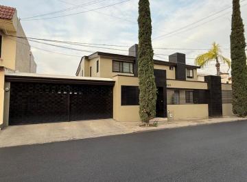 Casa de 4 habitaciones, Monterrey · Casa en Venta en Cumbres 2do. Sector, Monterrey, Nuevo Leon