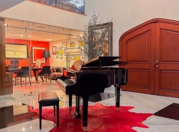 Casa en Venta en San Ángel – Residencia de lujo con terrazas y patio central · Casa en Venta en San Ángel – Residencia de Lujo con Terrazas y Patio Central