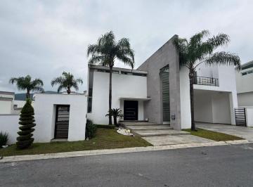 61b3fc889e1b671352acc73c5bc56774b27d67d5b84a5332311e8f451712c268 · Casa en Venta Oportunidad – La Herradura