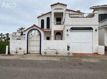 Casa · 2 Recámaras · 1 Estacionamiento · Casa en Renta