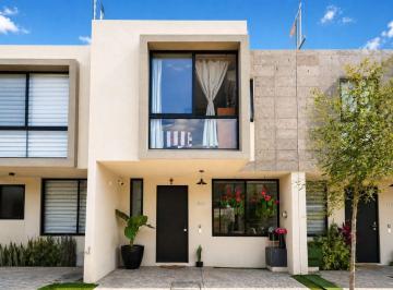 Casa de 2 habitaciones, Zapopan · Casa en Venta