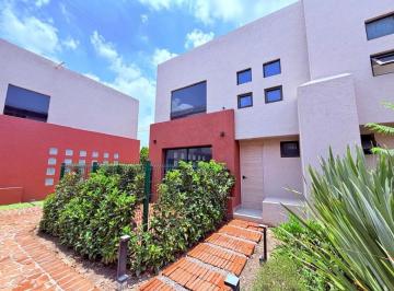 1 · Casa en Renta en Morillotla, Puebla