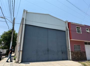 Bodega comercial , Zapopan · Bodega en Col. Agricola Muy Cerca a Periferico y Lopez Mateos Sur