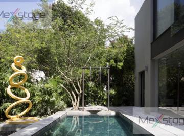 Casa en condominio · 470m² · 4 Recámaras · 2 Estacionamientos · Casa en Venta de 4 Recámaras en Ycc