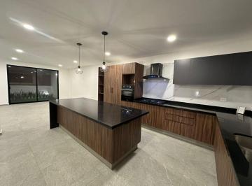 Casa de 4 habitaciones, San Andrés Cholula · Casa en Venta Nueva en Lomas de Angelopolis Parque Nayarit 4 Recamaras con Baño Completo