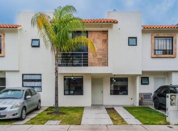 Casa de 3 habitaciones, Querétaro · Casa en Venta, Sonterra. Querétaro