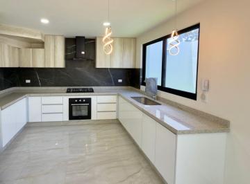 Casa de 3 habitaciones, San Andrés Cholula · Casa en Venta en San Andrés Cholula Sobre La Recta Cerca de La Udlap