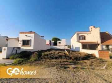 Terreno / Lote , Tequisquiapan · Terreno en Venta en Club de Golf Tequisquiapan 368 m² Junto a Área Verde