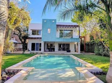 1 · Casa Residencial en Venta en Club de Golf La Ceiba