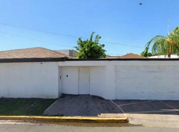 Casa de 4 habitaciones, Torreón · Casa en Venta en Campestre La Rosita, Torreon, Coah.