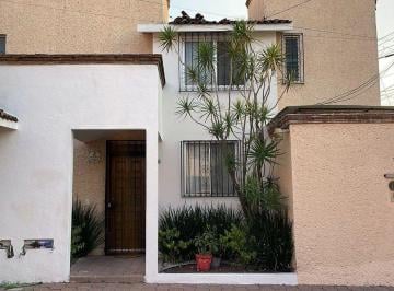 3444b49879b11cfb182442c7e8910f0d141516dbc731466e5dba05a43930135b · Casa en Venta en Virreyes, Querétaro