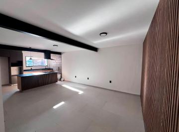 Casa · 200m² · 4 Recámaras · Casa Remodelada en Lomas 3era