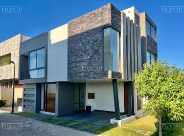 Casa de 3 habitaciones, Zapopan · Casa en Venta Solares Residencial Zapopan Jalisco