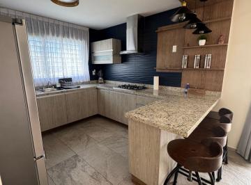 Casa de 3 habitaciones, Zapopan · Casa en Residencial El Campestre Totalmente Amueblada y Equipada