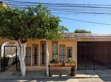 Casa de 3 habitaciones, Rioverde · Casa en Venta en Rioverde, San Luis Potosi