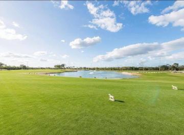 Terreno / Lote en Venta · Lote de Oportunidad Fte a Parque, Campo de Golf 464 m²