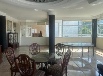 1 · Casa en Venta en Bosques de Las Lomas