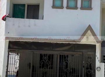 Casa · 190m² · 3 Recámaras · 2 Estacionamientos · Casa en Renta en General Escobedo