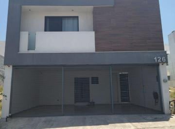 Casa de 3 habitaciones, García · Ofrezco Casa en Renta, Santoral 2!