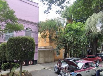 Casa de 4 habitaciones, Cuauhtémoc · Casa en Venta en Roma Nte. Cuauhtémoc.