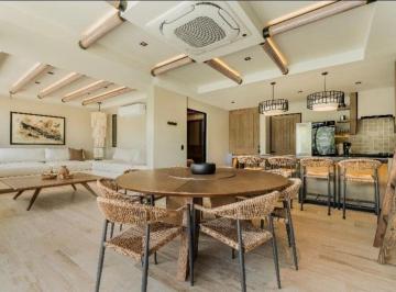 Casa de 4 habitaciones, Benito Juárez · Casa con 4 Recámaras de en Puerto Cancun con Alberca Amueblado y Equipado