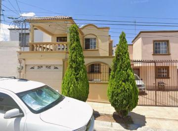 Casa de 3 habitaciones, Saltillo · Venta de Casa en Saltillo Fracc Gustavo Díaz Ordaz