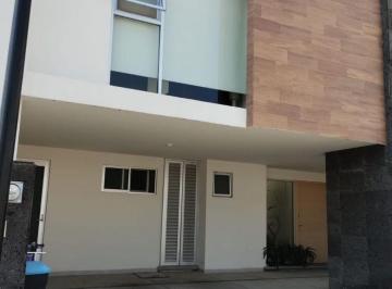 Casa de 3 habitaciones, San Andrés Cholula · Casa en Veta en Parque Coahuila - Cerca Sonata y Cascatta