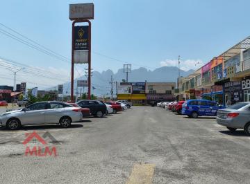 Edificio · 2400m² · 30 Estacionamientos · Plaza Comercial en Venta en Funcionamiento | Monterrey Nl | Alta Rentabilidad