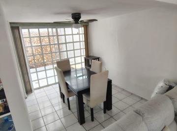 Casa Renta de 3 habitaciones · Habitación Nueva con Baño Dentro