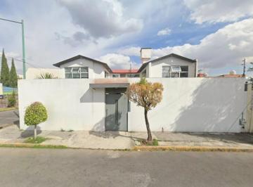 Casa de 4 habitaciones, Toluca · Casa en Venta en Morelos Primera Sección Toluca de Lerdo