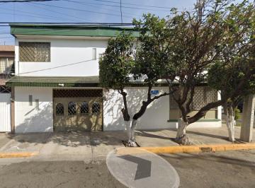 Casa de 3 habitaciones, Gustavo A. Madero · Casa en Venta en Churubusco Tepeyac, Gustavo A. Madero. Cerca Metro Lindavista